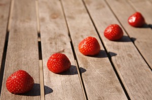 strawberries-706650_640